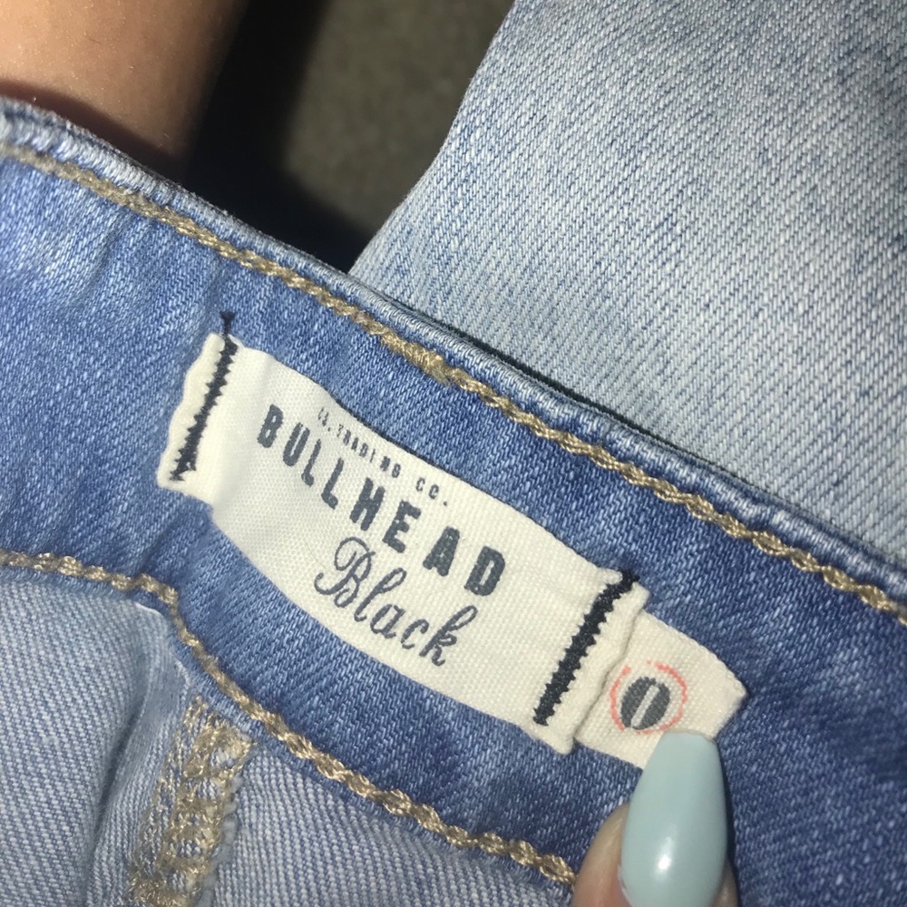Light wash jeans! Great condition and SO comfy